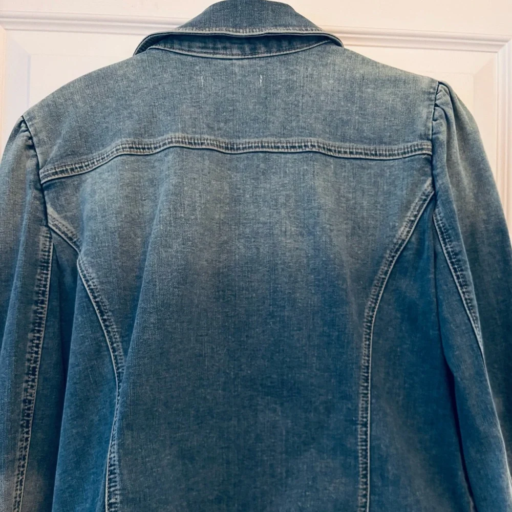 White House Black Market Denim Jacket with Puff Shoulders Large WHBM - Picture 6 of 6